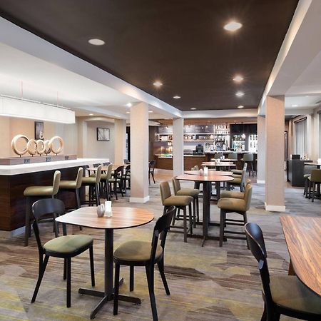 Courtyard By Marriott Princeton Exteriör bild