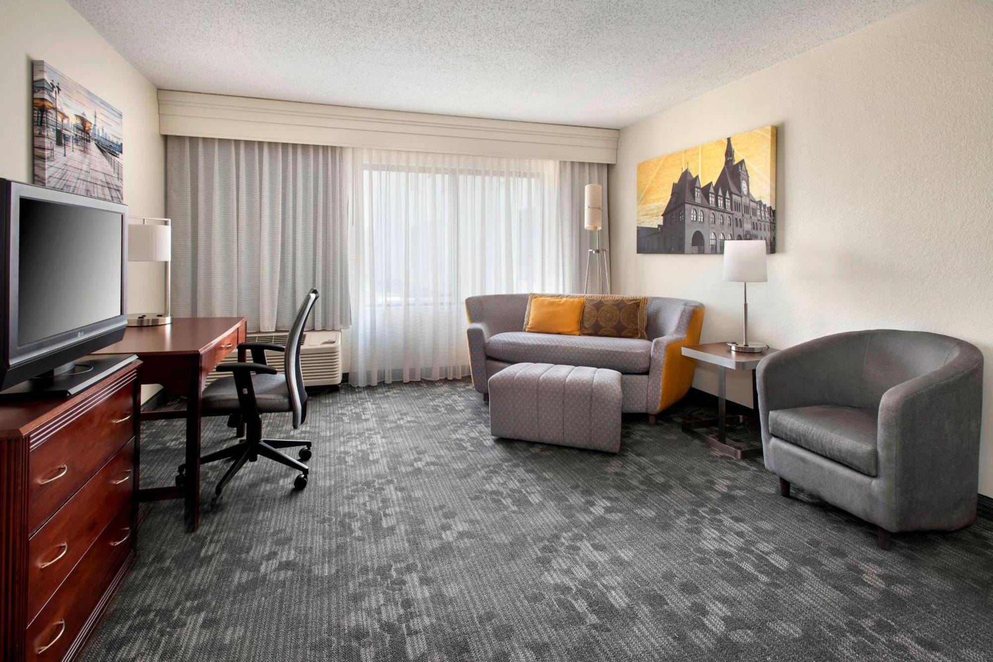 Courtyard By Marriott Princeton Exteriör bild