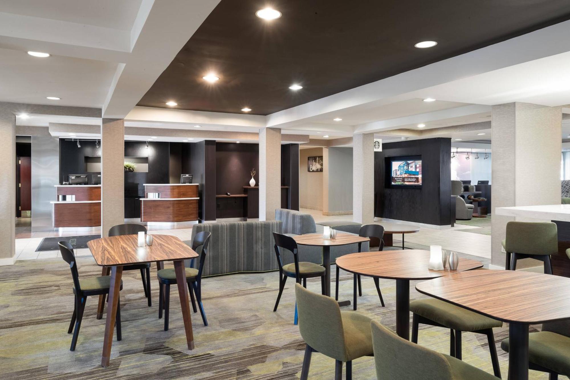Courtyard By Marriott Princeton Exteriör bild