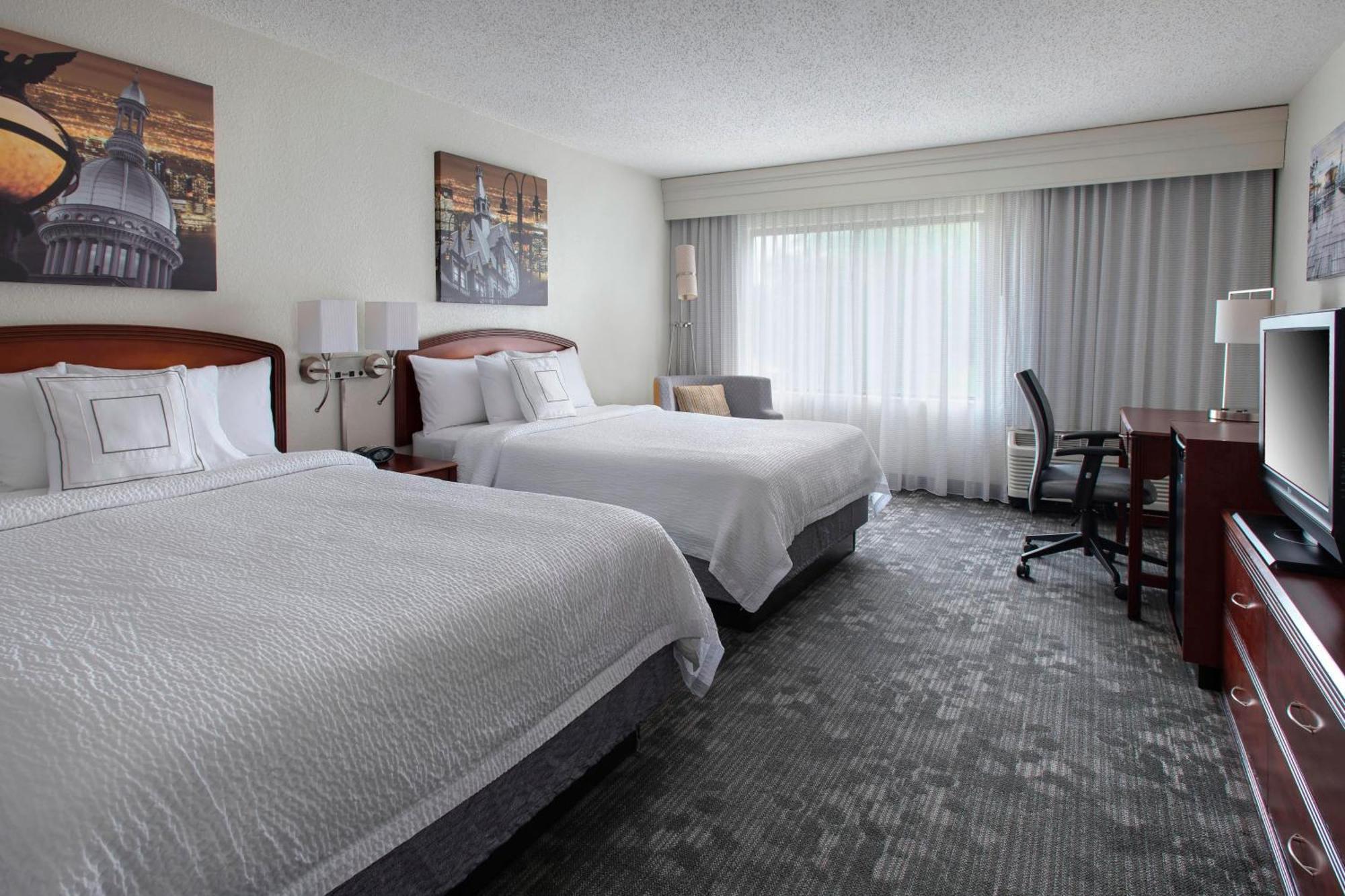 Courtyard By Marriott Princeton Exteriör bild