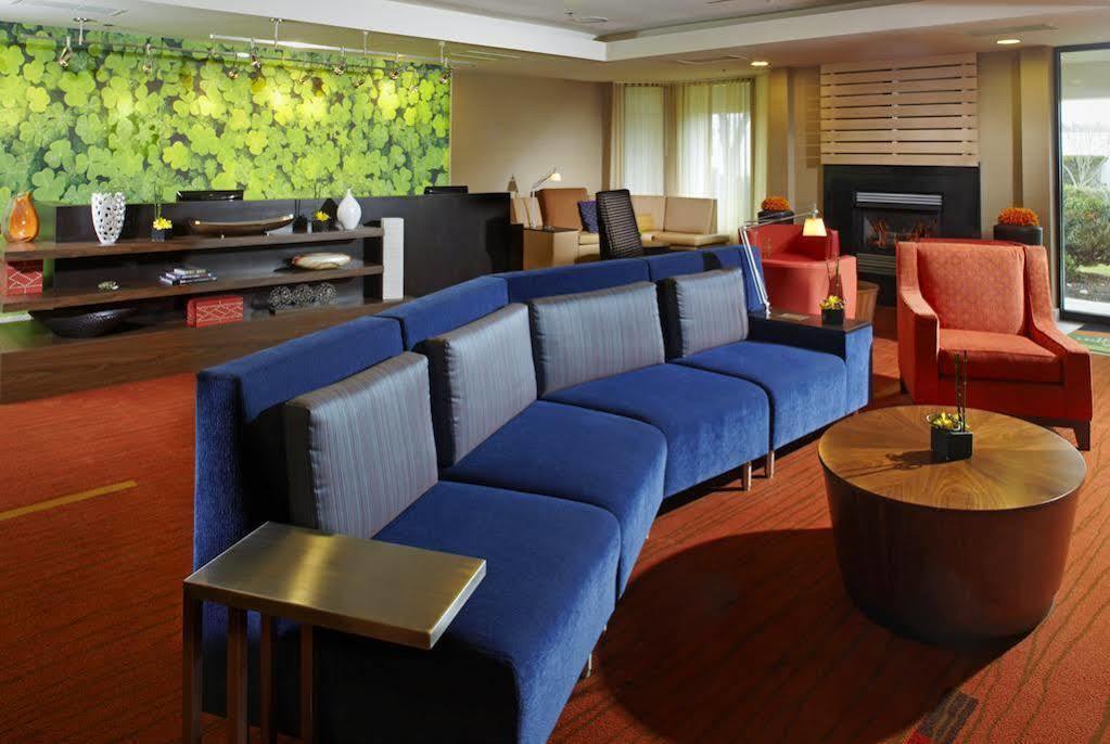 Courtyard By Marriott Princeton Exteriör bild
