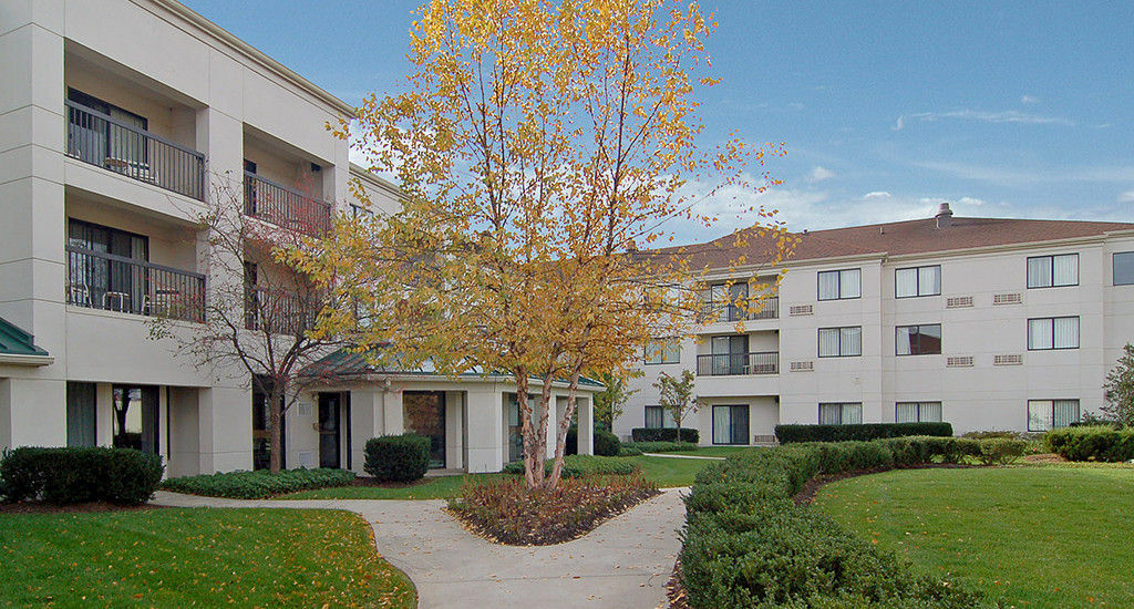 Courtyard By Marriott Princeton Exteriör bild